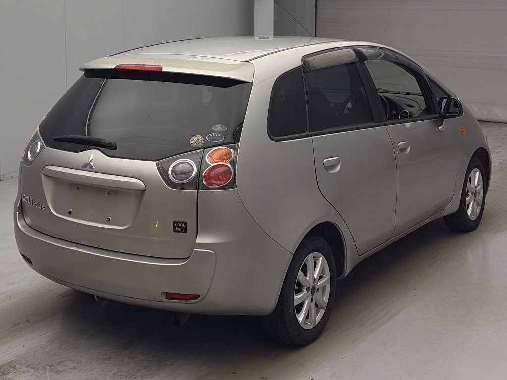 MITSUBISHI COLT PLUS