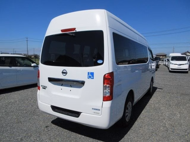 NISSAN NV350 CARAVAN