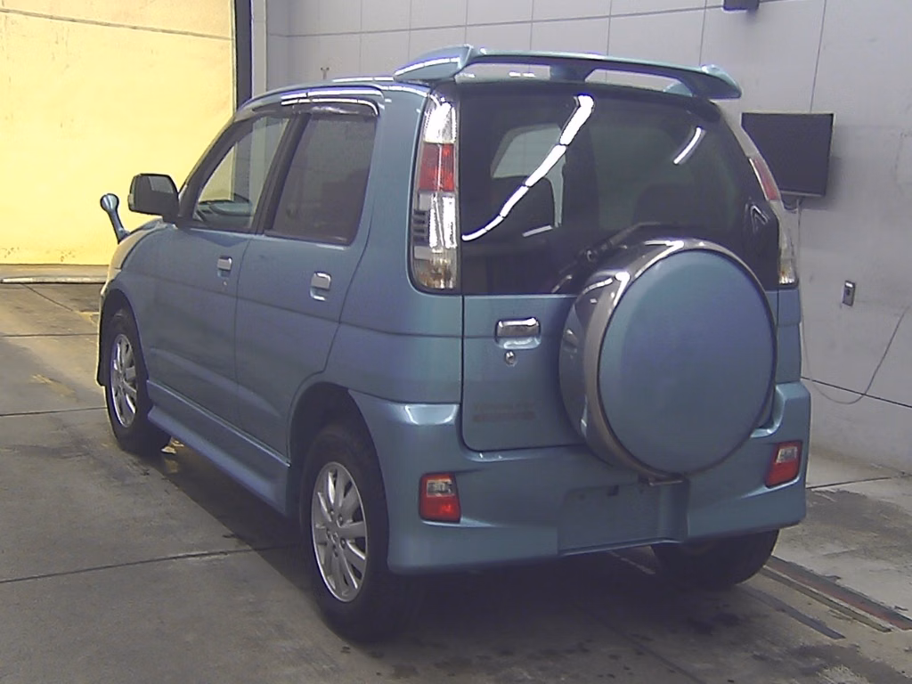 DAIHATSU TERIOS KID