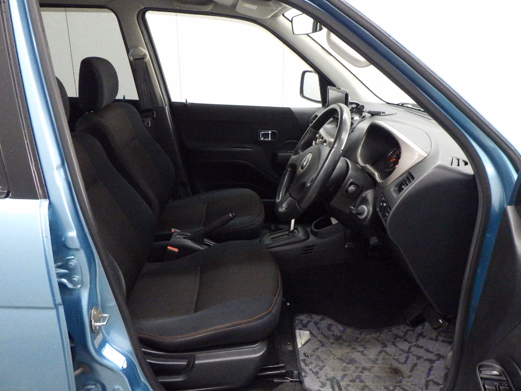 DAIHATSU TERIOS KID