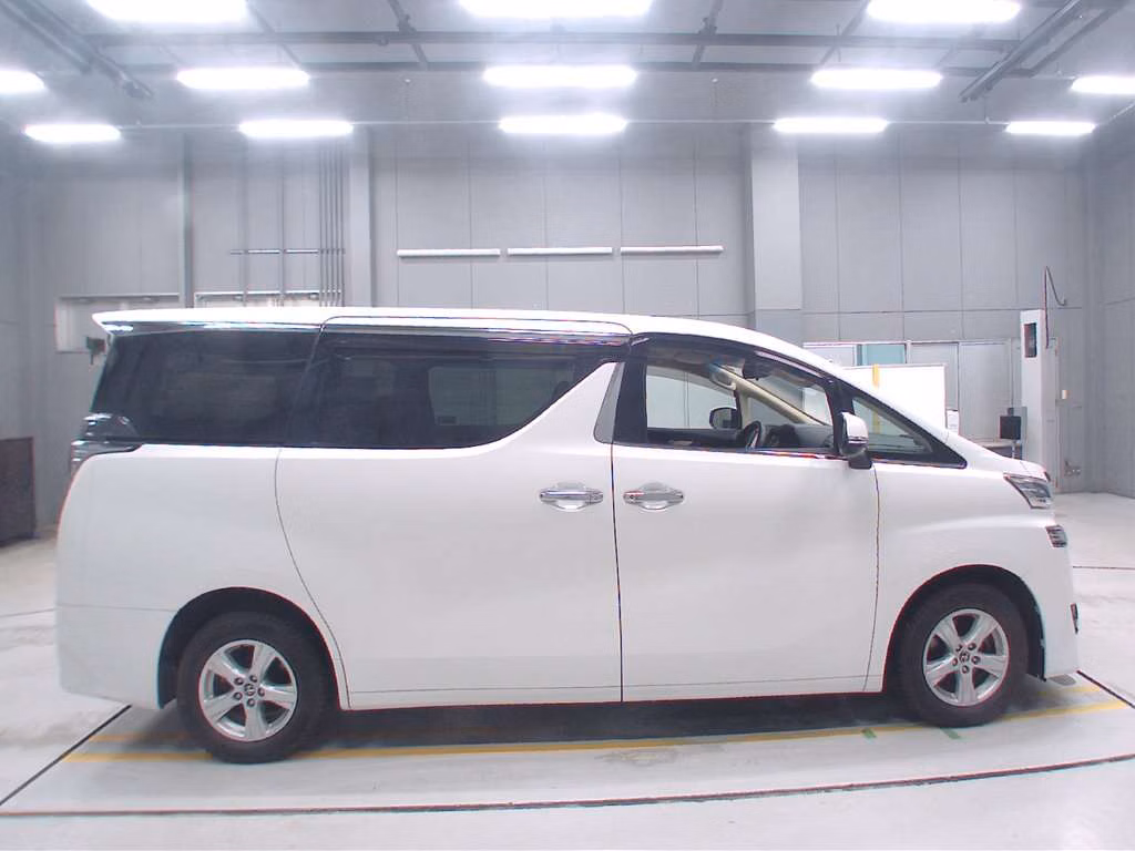 TOYOTA VELLFIRE