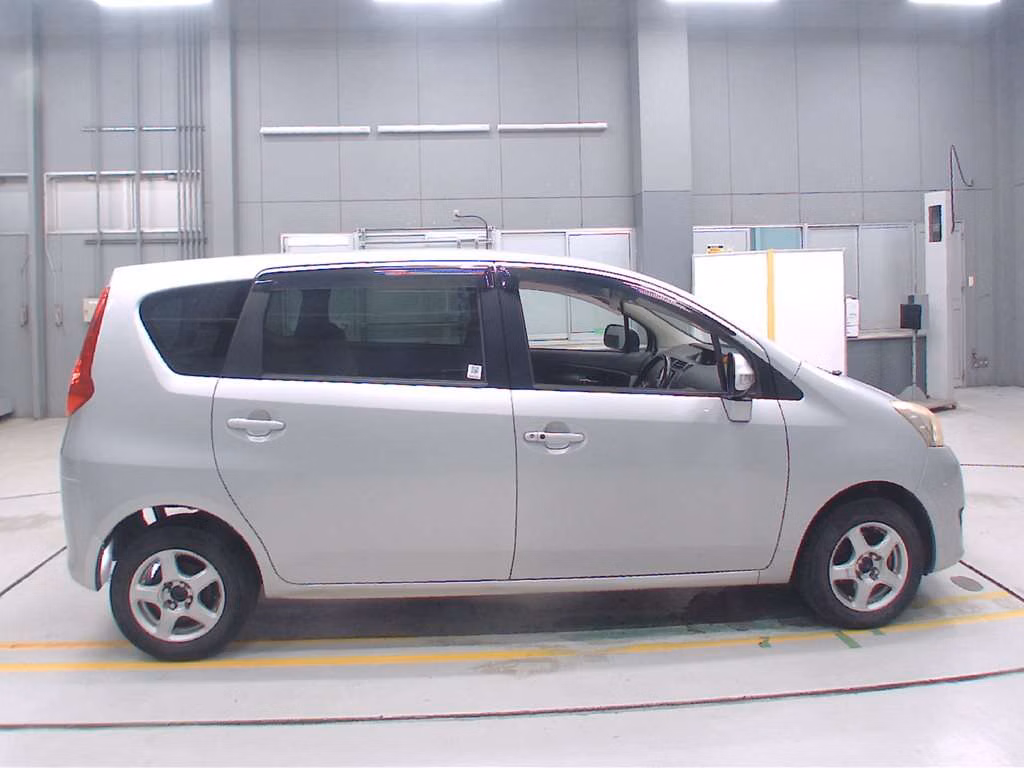TOYOTA PASSO SETTE