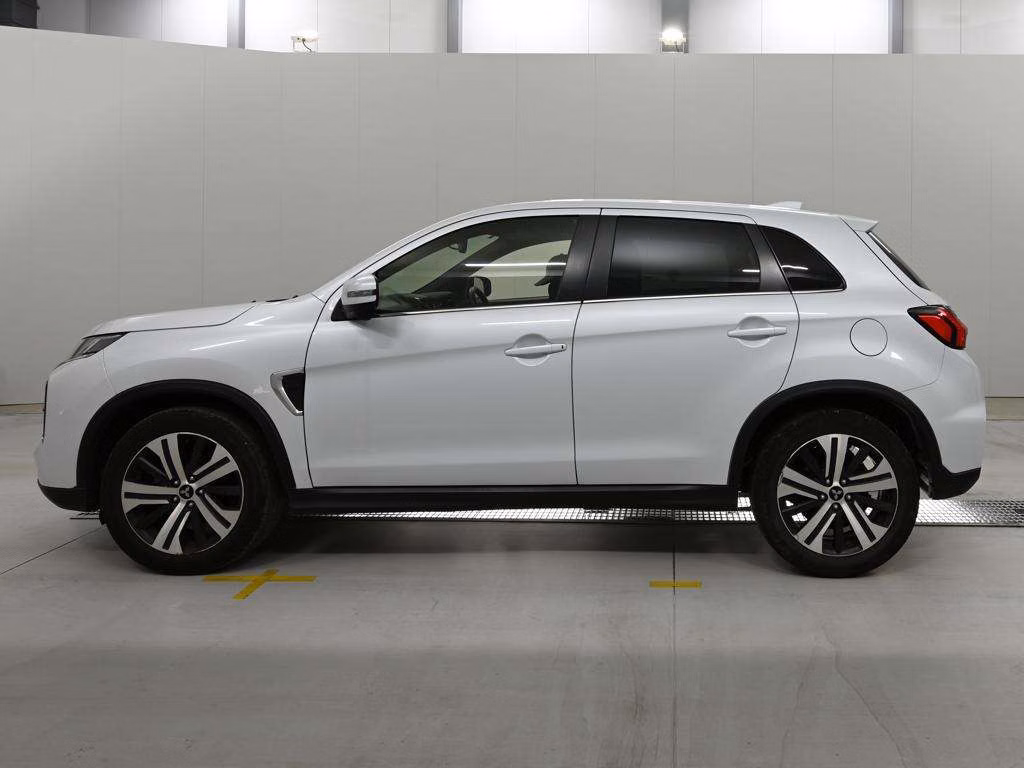 MITSUBISHI RVR