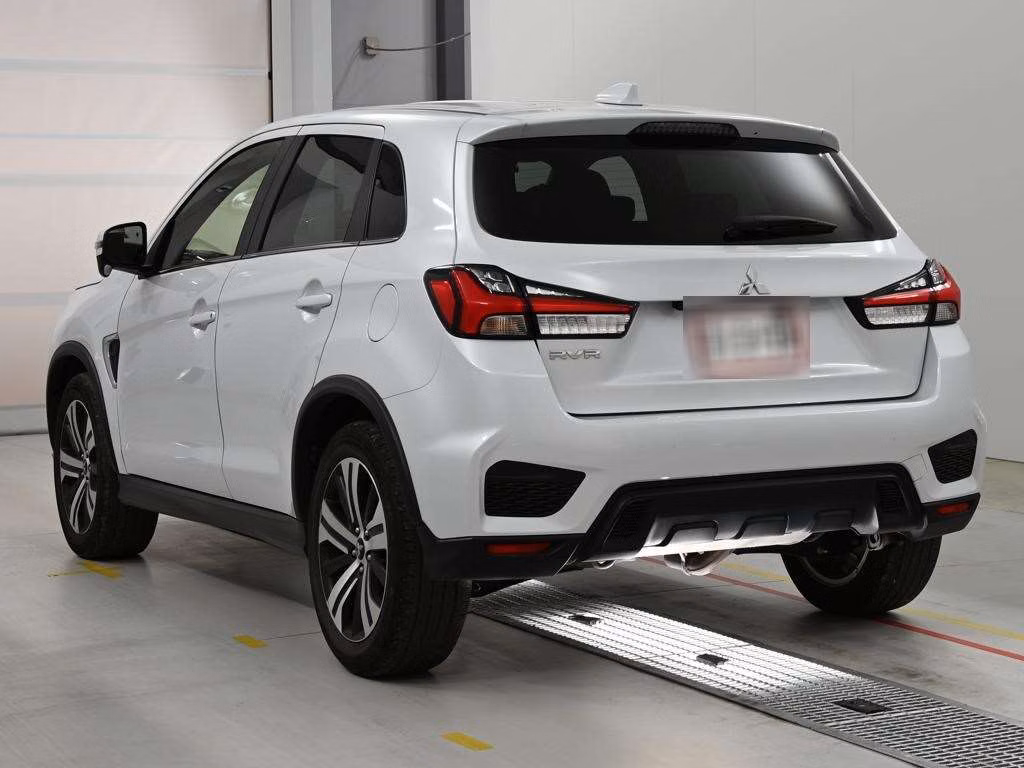 MITSUBISHI RVR