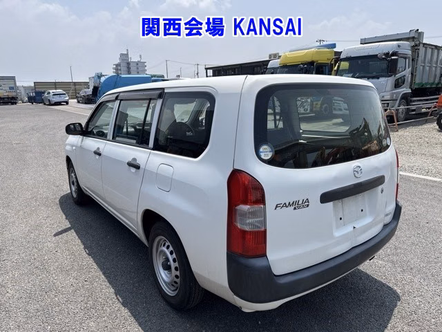 MAZDA FAMILIA