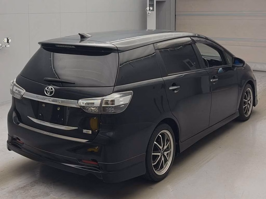 TOYOTA WISH