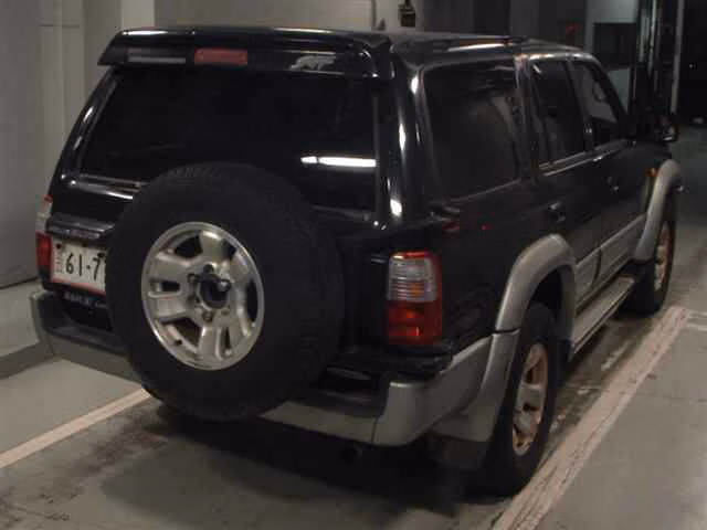 TOYOTA HILUX SURF