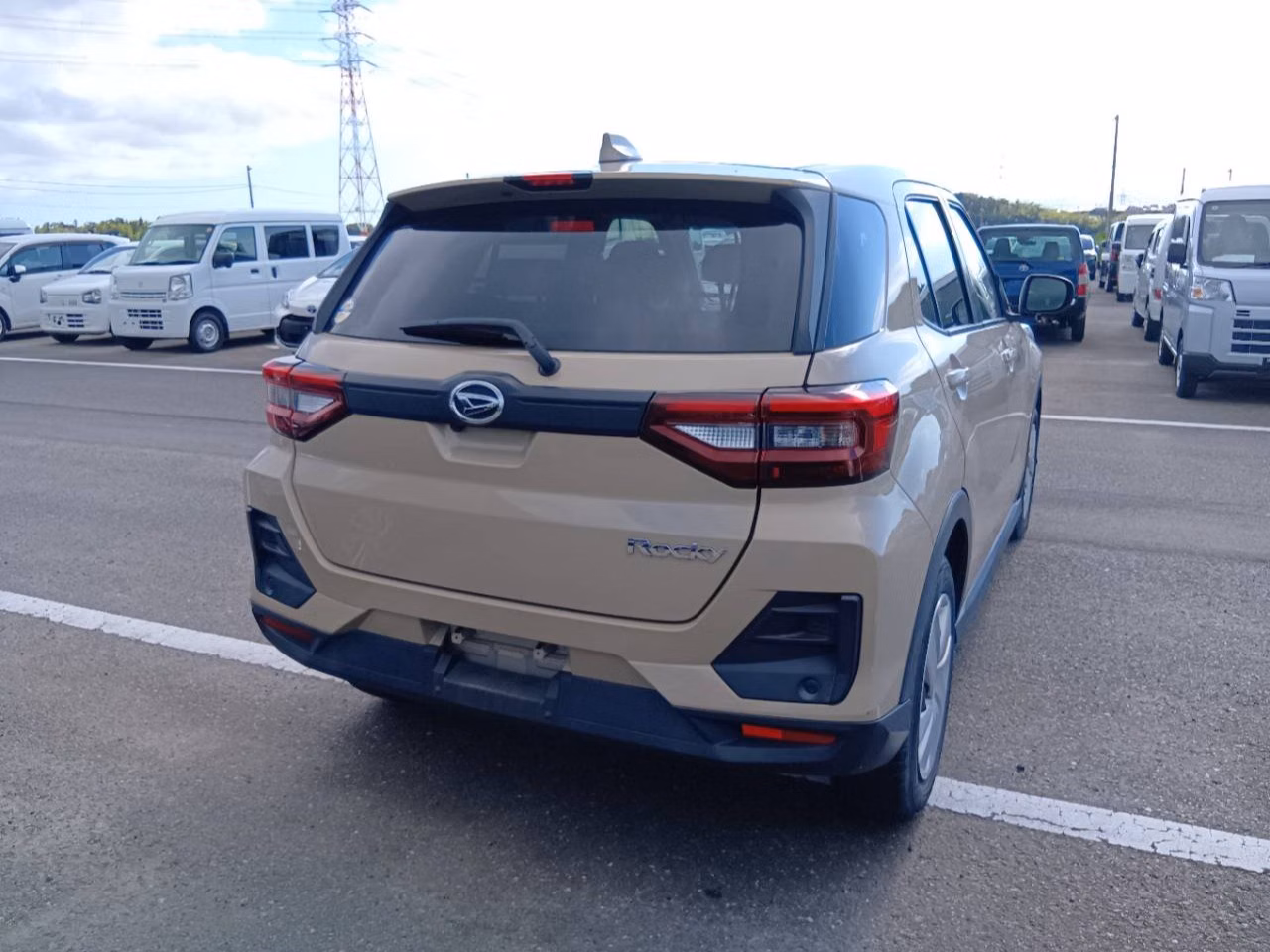 DAIHATSU ROCKY