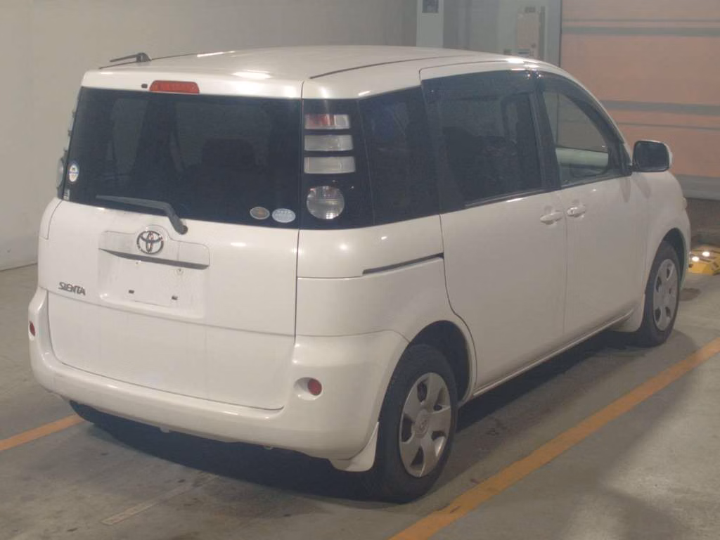 TOYOTA SIENTA