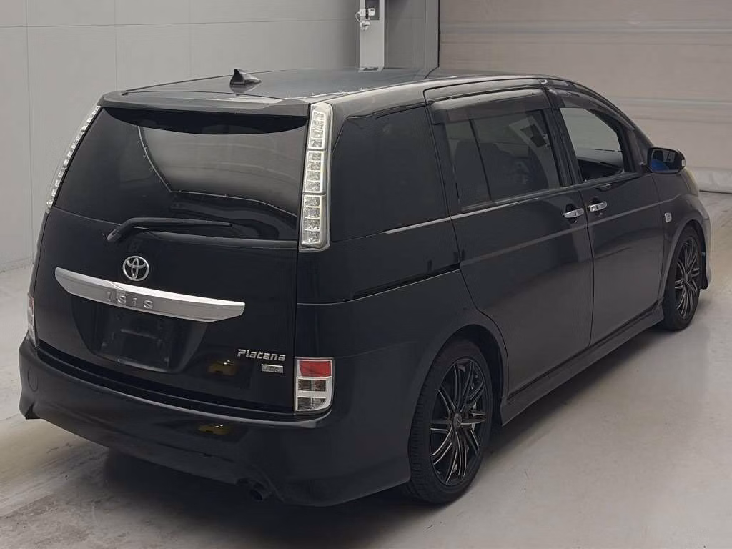 TOYOTA ISIS