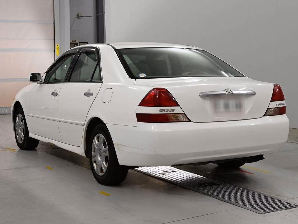 TOYOTA MARK II