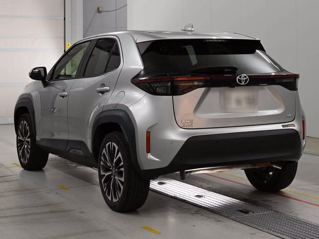 TOYOTA YARIS CROSS