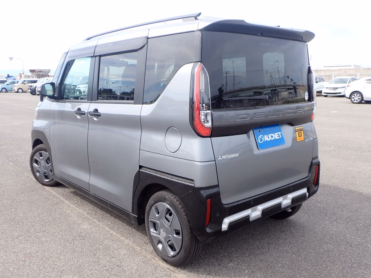 MITSUBISHI DELICA MINI