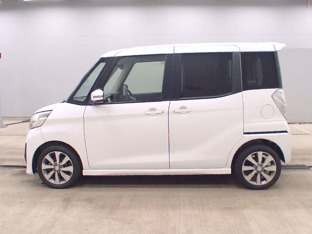 MITSUBISHI EK SPACE