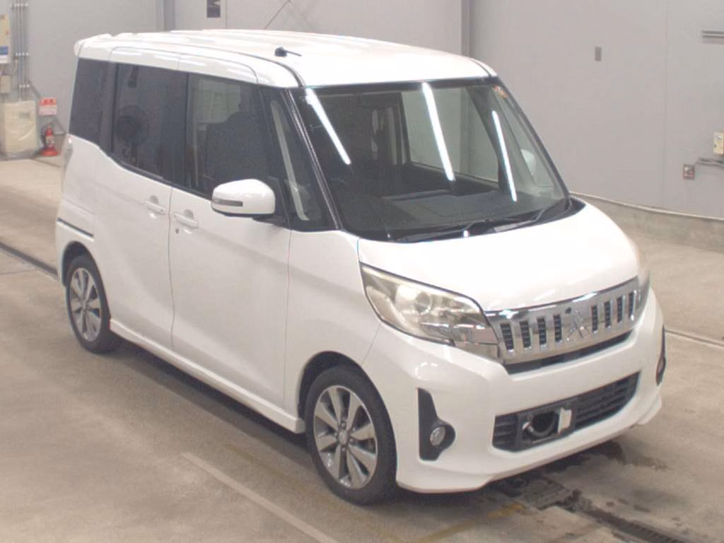 MITSUBISHI EK SPACE
