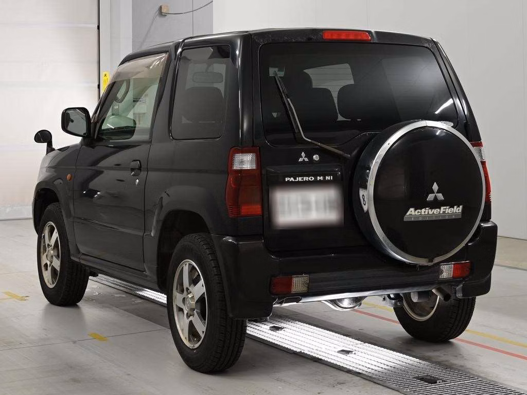MITSUBISHI PAJERO MINI