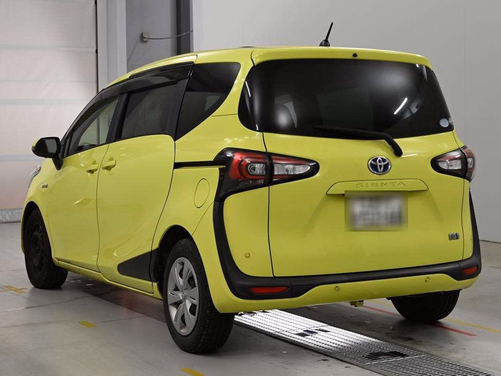 TOYOTA SIENTA