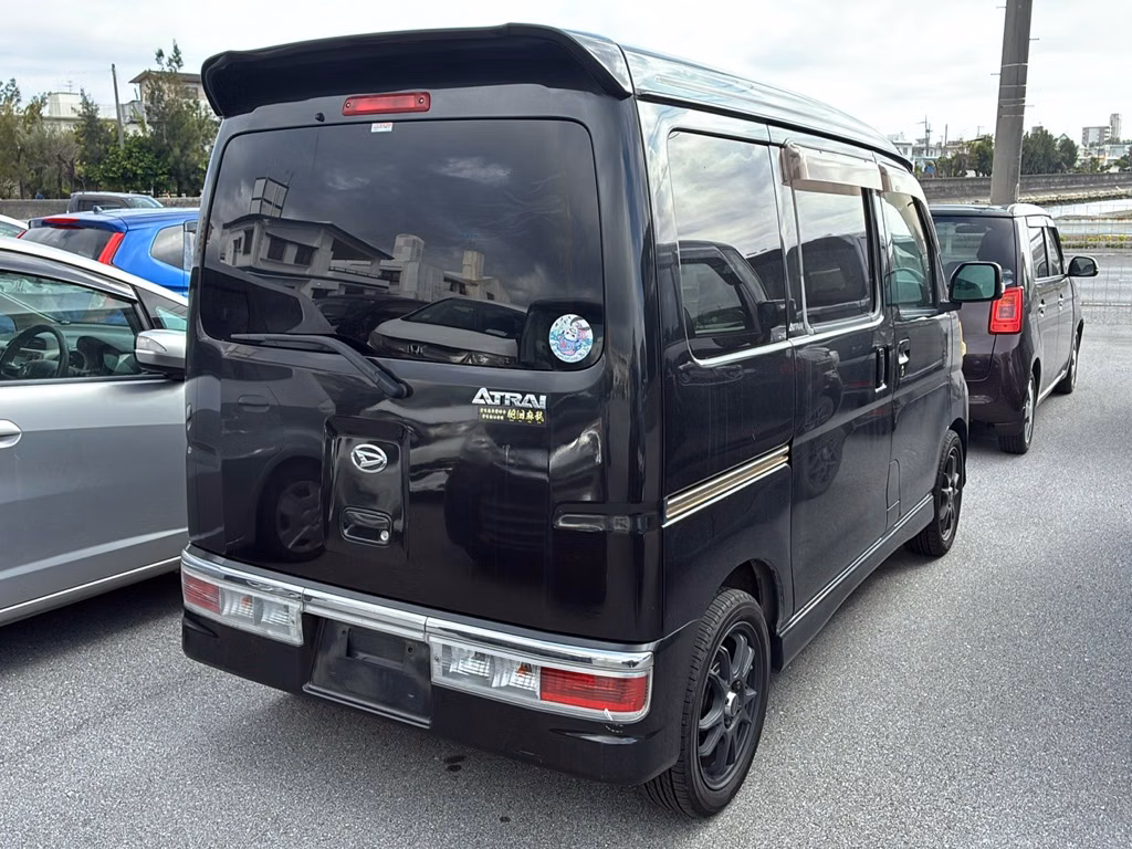 DAIHATSU ATRAI