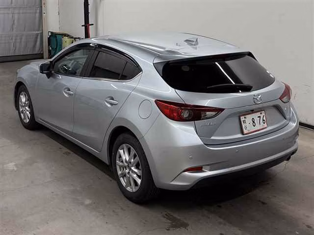 MAZDA AXELA