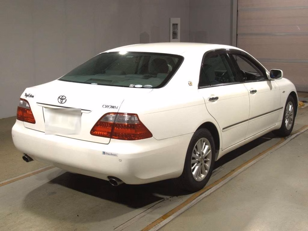 TOYOTA CROWN