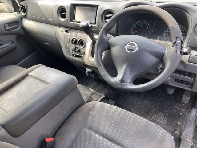 NISSAN NV350 CARAVAN