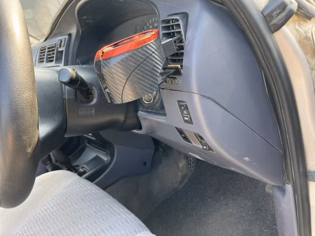 TOYOTA HILUX SURF