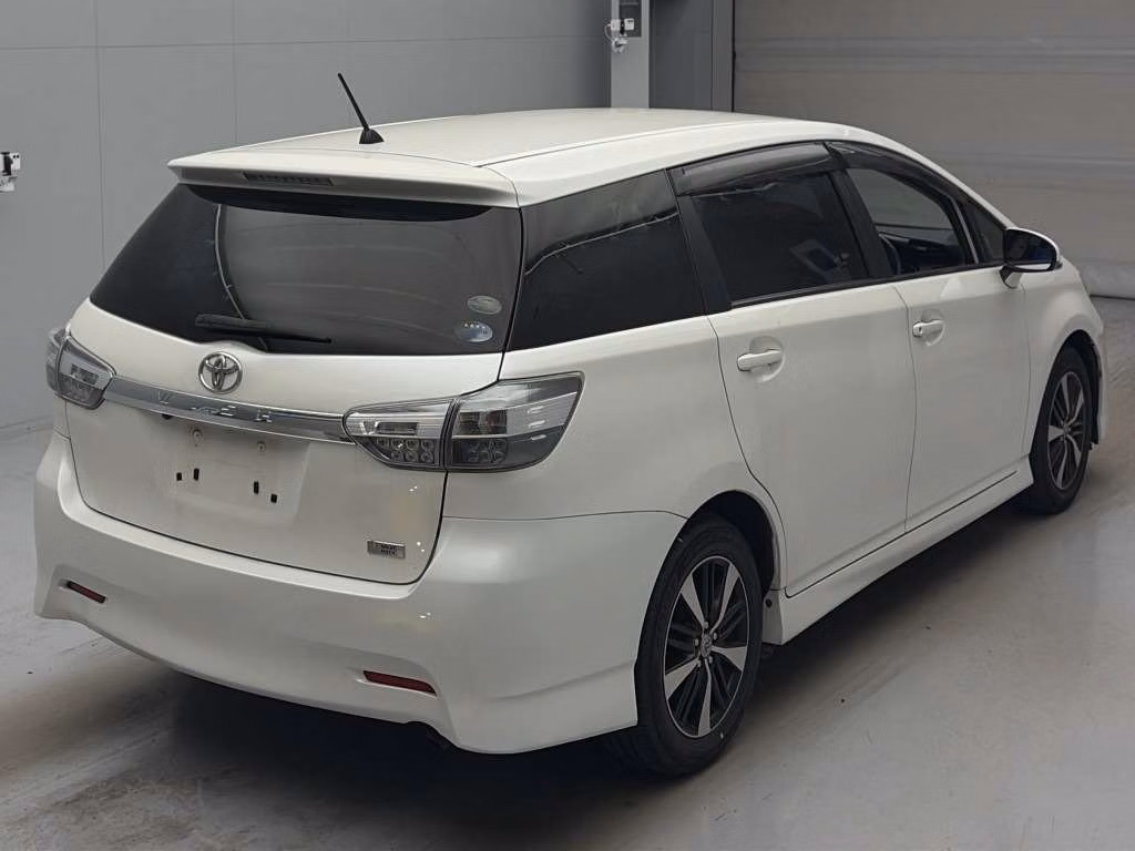 TOYOTA WISH