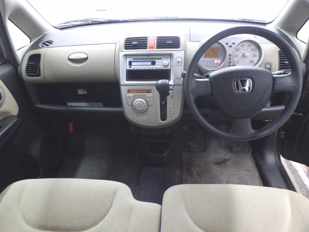 HONDA LIFE