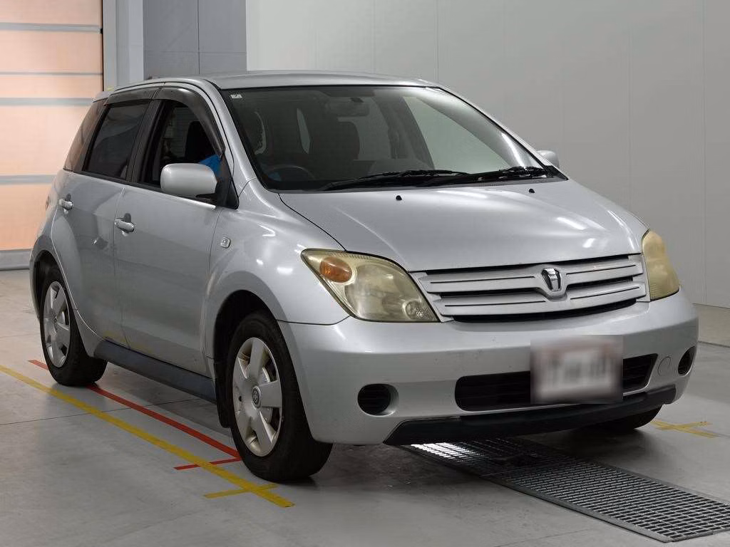 TOYOTA IST