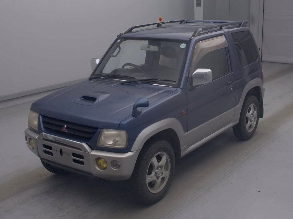 MITSUBISHI PAJERO MINI