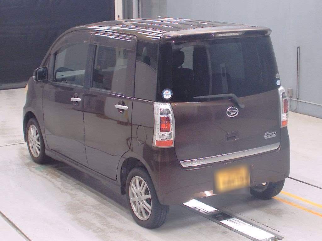 DAIHATSU TANTO EXE