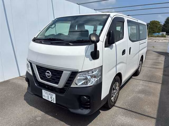 NISSAN NV350 CARAVAN