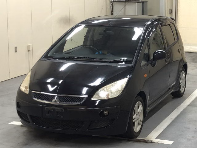 MITSUBISHI COLT