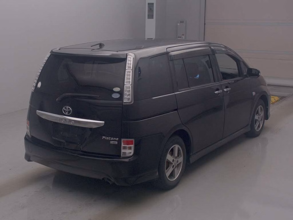 TOYOTA ISIS