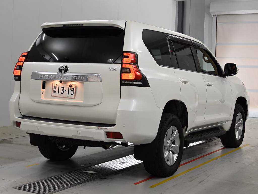 TOYOTA LAND CRUISER PRADO