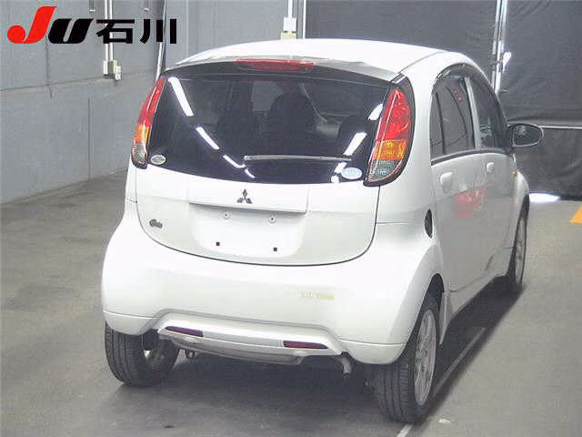 MITSUBISHI I