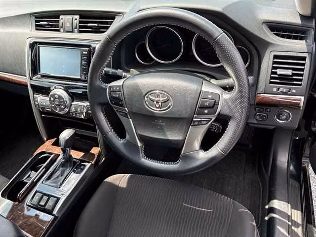 TOYOTA MARK X