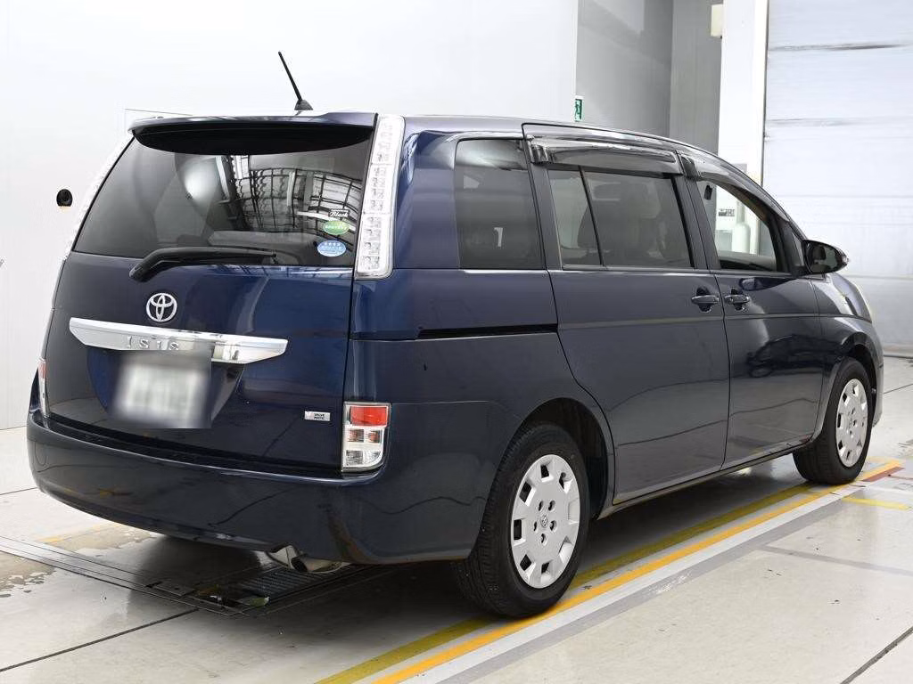 TOYOTA ISIS