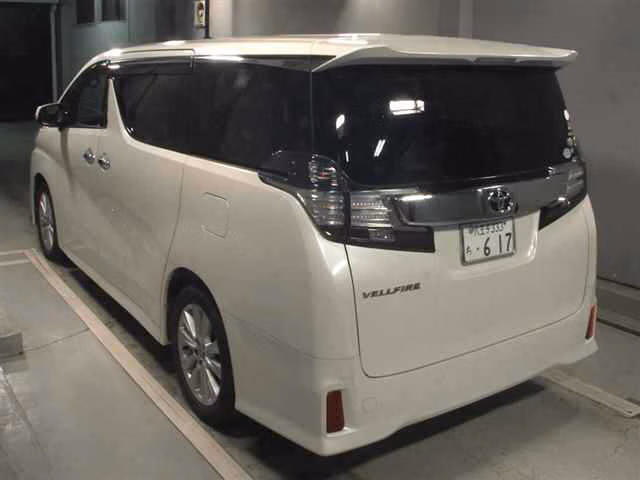 TOYOTA VELLFIRE