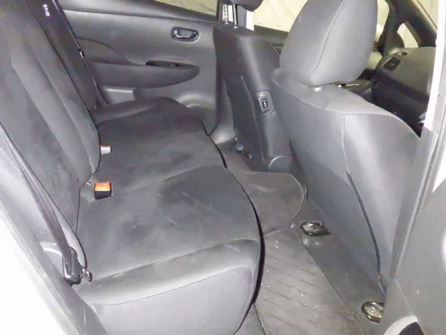 NISSAN LEAF