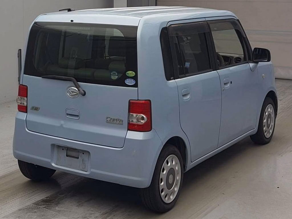 DAIHATSU MOVE CONTE