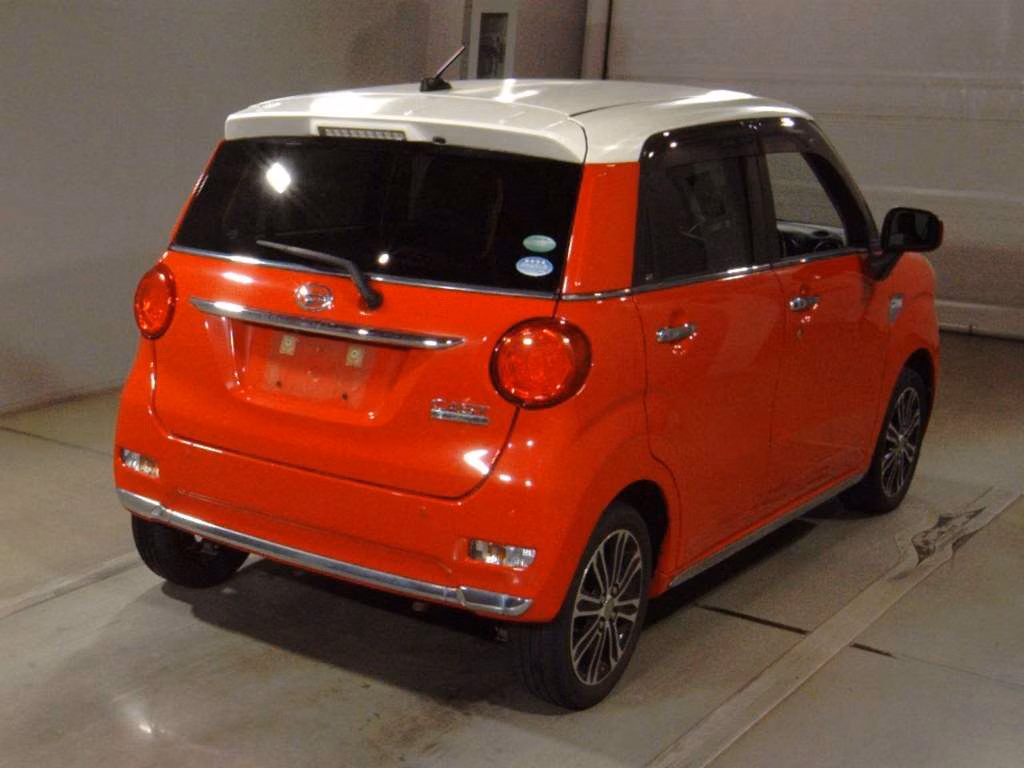 DAIHATSU CAST