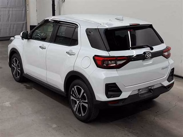 DAIHATSU ROCKY