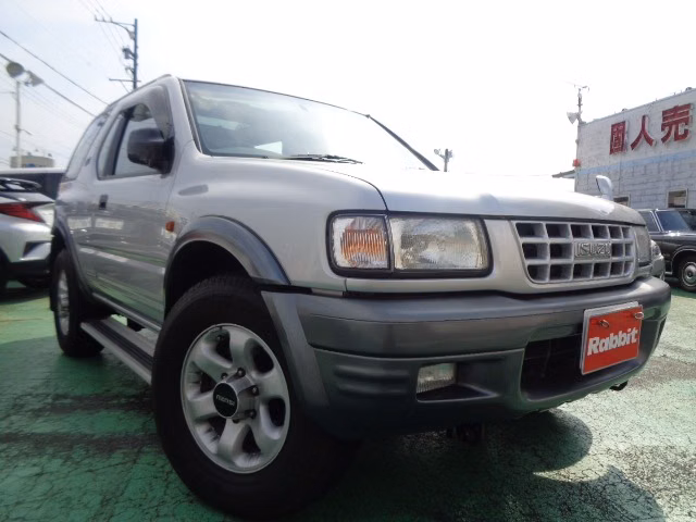 ISUZU MU