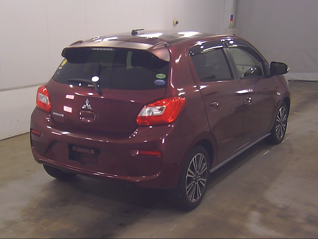 MITSUBISHI MIRAGE