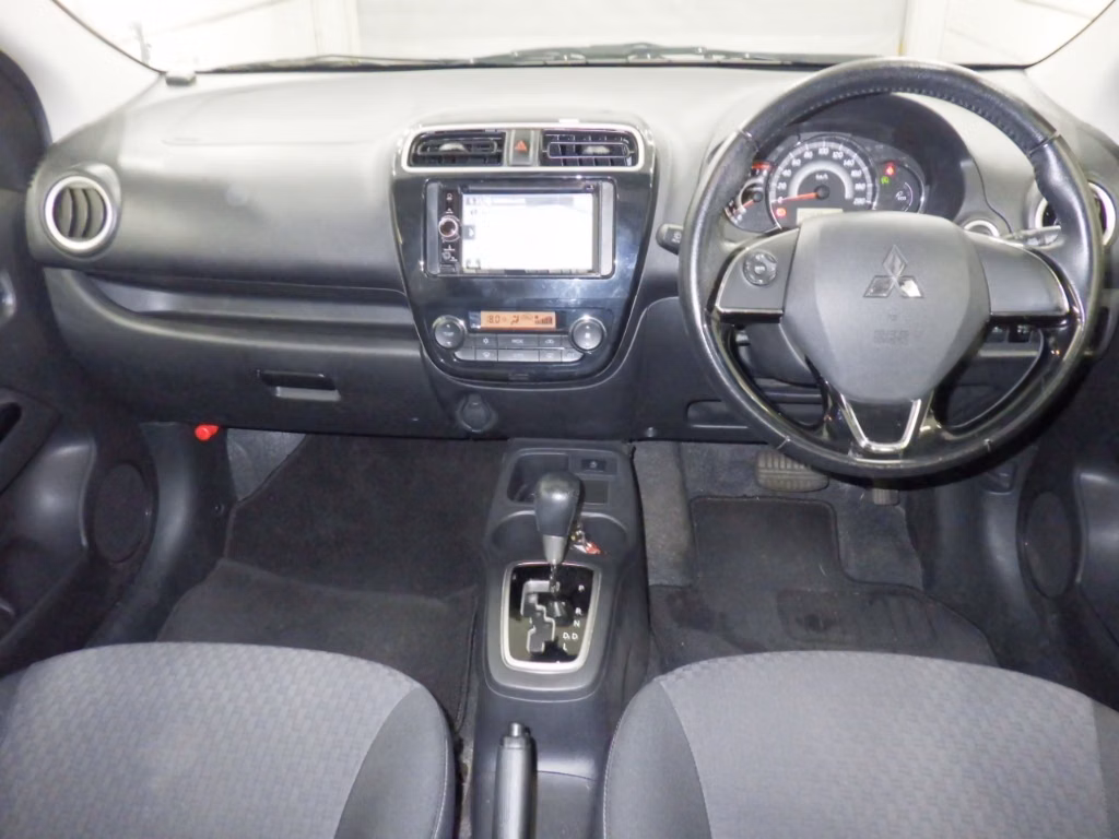MITSUBISHI MIRAGE