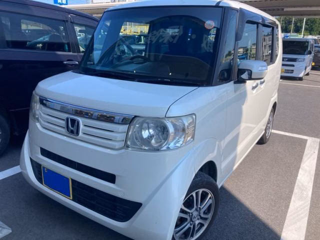 HONDA N-BOX
