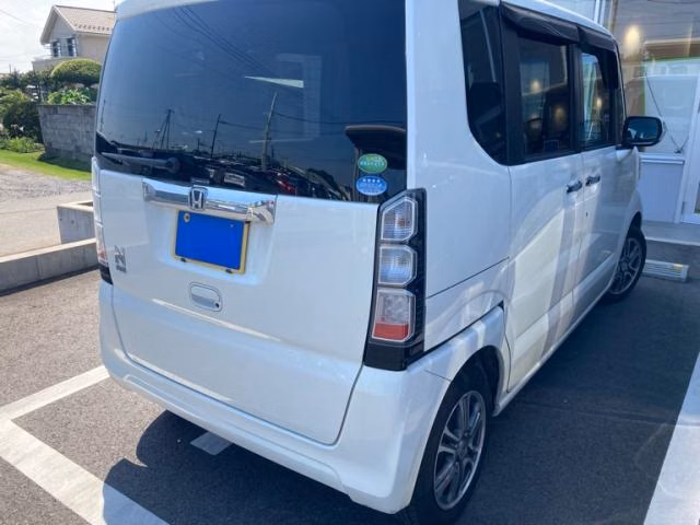 HONDA N-BOX