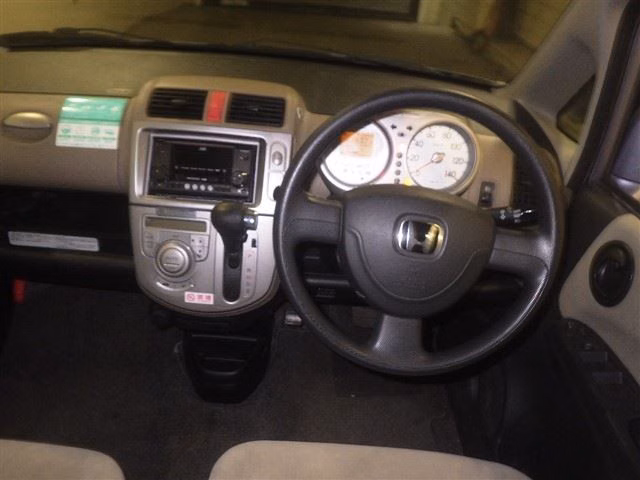 HONDA LIFE
