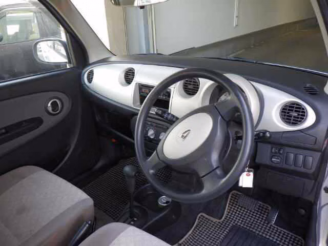 DAIHATSU MIRA GINO
